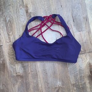 Lululemon free to be bra